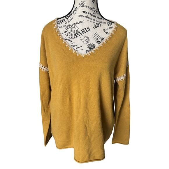 Johnny Was 100% Cashmere Sweater - Picture 3 of 6